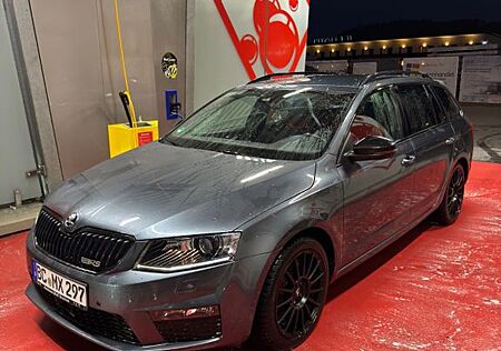 Skoda Octavia 2.0 TDI DSG RS Combi RS