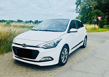 Hyundai i20 1.0 T-GDI 88kW blue Active Style Active ...