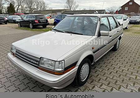 Toyota Carina 2