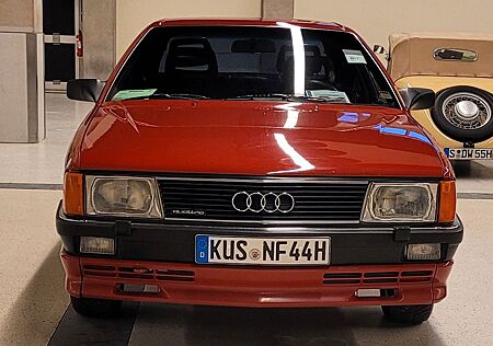 Audi 100