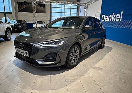 Ford Focus ST-Line Navi Winter-Family-Paket