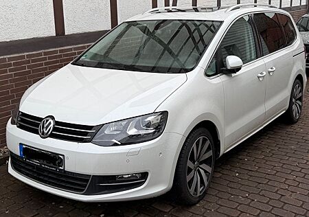 VW Sharan Volkswagen 2.0 TDI DSG Highline Navi;Pano;18";Xenon