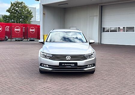 VW Passat Variant Volkswagen Comfortline Navi SHZ AHK PDC