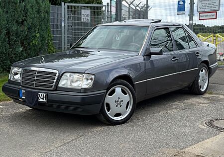 Mercedes-Benz E 300 E300D W124 TÜV 6/2027 H-ZL AHK LEDER ABS SCHIEBE