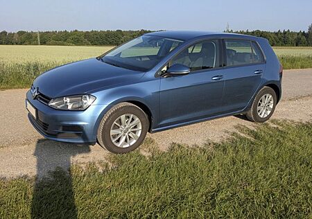VW Golf Volkswagen 1.2 TSI BMT Comfortline