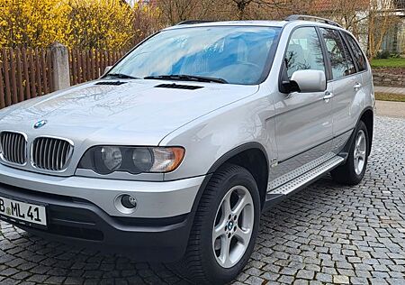 BMW X5 3.0 d Titansilber, Leder, Top Zustand