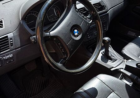 BMW X3 3.0i -
