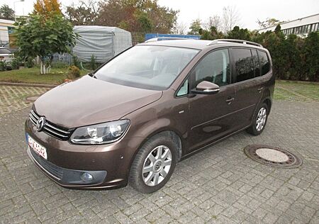 VW Touran Volkswagen Life 7 Sitze