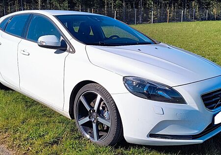 Volvo V40 mit HEICO Sportiv Umbau - 200PS