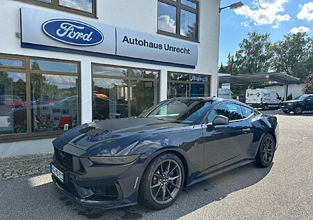 Ford Mustang Fastback Dark Horse