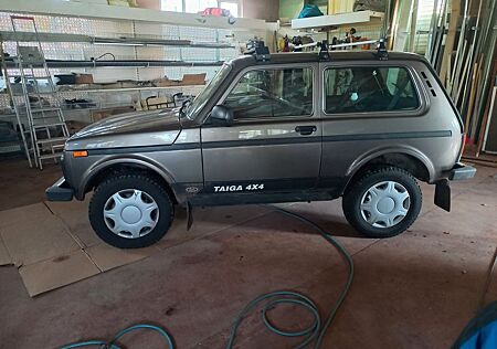 Lada Taiga 4x4