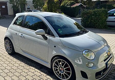 Abarth 500 1.4 T-Jet 16V -