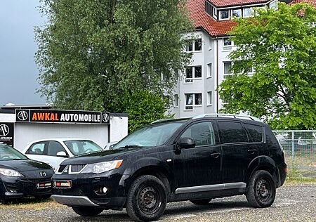 Mitsubishi Outlander 2.0 DI-D Intense, Allrad, 7sitze, AhK
