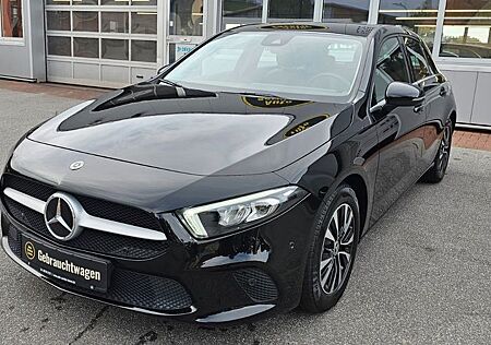 Mercedes-Benz A 180 d, Automatik, LED, AHK