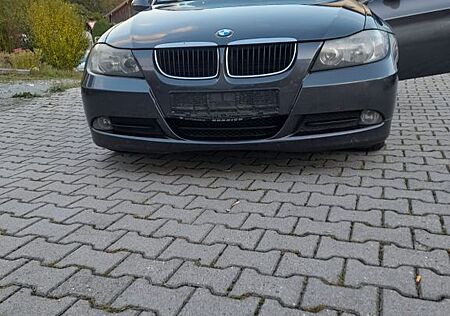 BMW 320 d *Tüv Neu* 09/2027