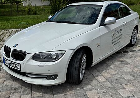 BMW 320d xDrive Coupé - Nav.Prof. * SD * 8-fach Reif