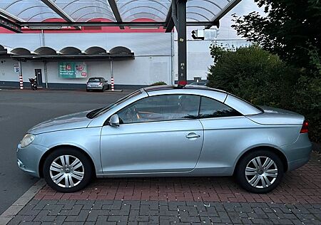 VW Eos Volkswagen 2.0 FSI Standard