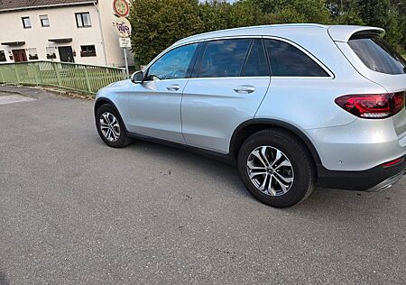 Mercedes-Benz GLC-Klasse GLC 200 d 4MATIC Autom. -