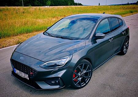 Ford Focus 2,3 EcoBoost ST Styling-Paket ST Styli...