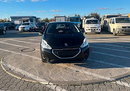 Peugeot 208 1.2 Active PureTech 82