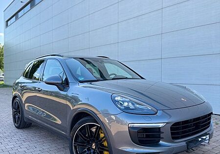 Porsche Cayenne S Diesel S