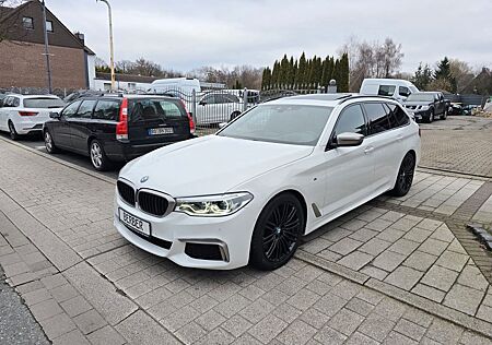BMW M550d Touring xDrive*LASER*PANO*STANDHZ*AHK*HUD*