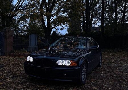 BMW 320Ci -