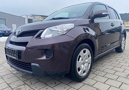 Toyota Urban Cruiser , TÜV 05/27, Ähnliche Yaris. 8 fach