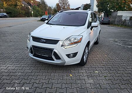 Ford Kuga 2,5 4x4 Titanium