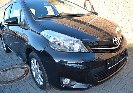 Toyota Yaris Life 2 Hand 54640 km Navi Rückfahrcamera