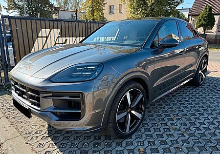 Porsche Cayenne Coupe E-Hybrid Excl SportDes PASM 18-Weg