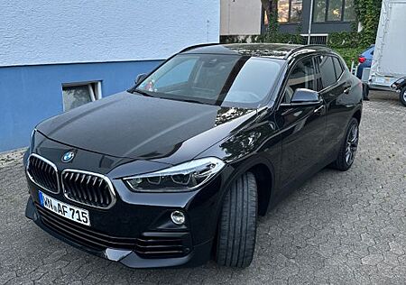 BMW X2 sDrive 18d Modell Advantage (07LC), Automatik