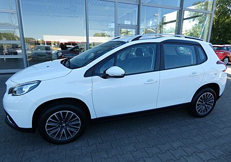 Peugeot 2008 Active*1 HAND*AHK*PDC*SHZ*TEMPOMAT*KLIMA*5T