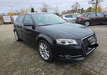 Audi A3 Sportback 1.4 TFSI Ambition*Xenon*Navi*