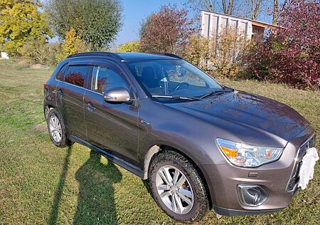 Mitsubishi ASX 2.2 DI-D 4WD