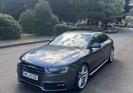 Audi A5 2.0 TDI Quattro|Zahnriemen & Bremsen Neu