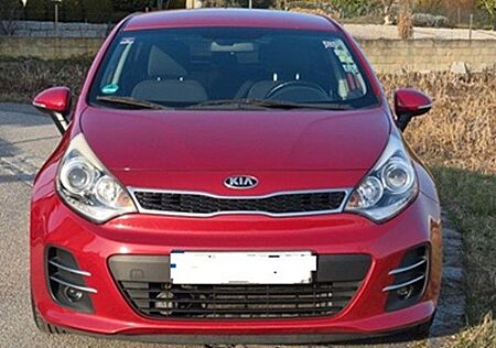 Kia Rio 1.4 Dream-Team Edition