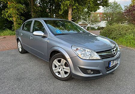 Opel Astra 1.6 Ecotec 85kW -