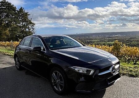 Mercedes-Benz A 200 - 7G DCT Progressive