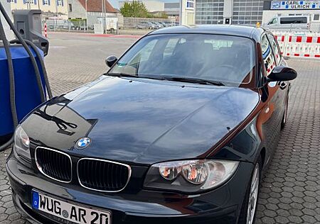 BMW 116i - Sportpaket TÜV Neu!!!