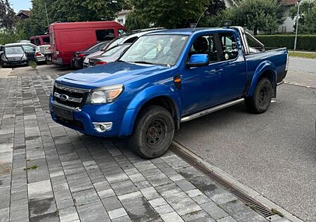 Ford Ranger XLT Extrakabine 4X4