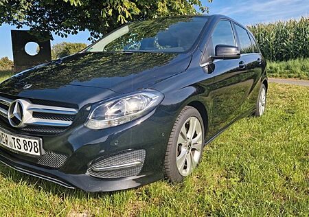 Mercedes-Benz B 180 Urban