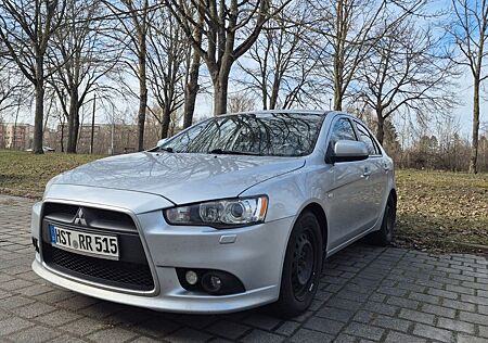 Mitsubishi Lancer 1.6 MIVEC Invite ClearTec