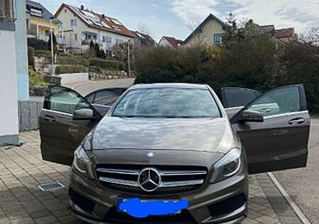 Mercedes-Benz A 220 CDI-AMG Line-Memory Pak-Standheiz. U.v.m.