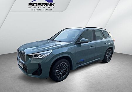 BMW iX1 xDrive30 M Sport Elektro Lenkradhzg Navi