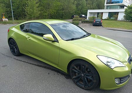 Hyundai Genesis Coupé 2.0 Turbo - Seltenes Grün!