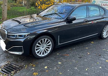 BMW 730d xDrive - Top Ausstattung voll