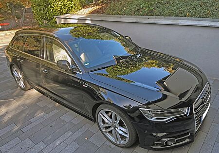 Audi A6 Avant 3.0 TFSI quattro - S-LINE