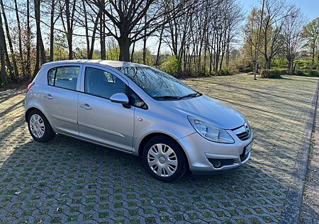 Opel Corsa D *Neue HU, neue Allwetterreifen, Klima*