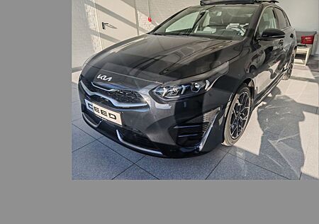 Kia Cee'd Ceed GT-Line 1.5 Techno-Paket Leder-Paket Glasda